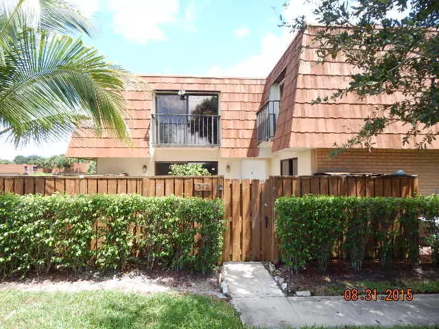 Boynton Beach, FL 33436,312 Live Oak LN