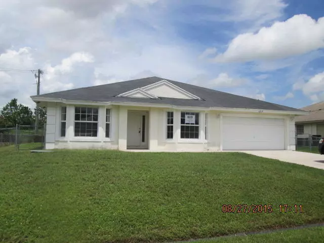 1017 SW Janette AVE, Port Saint Lucie, FL 34953