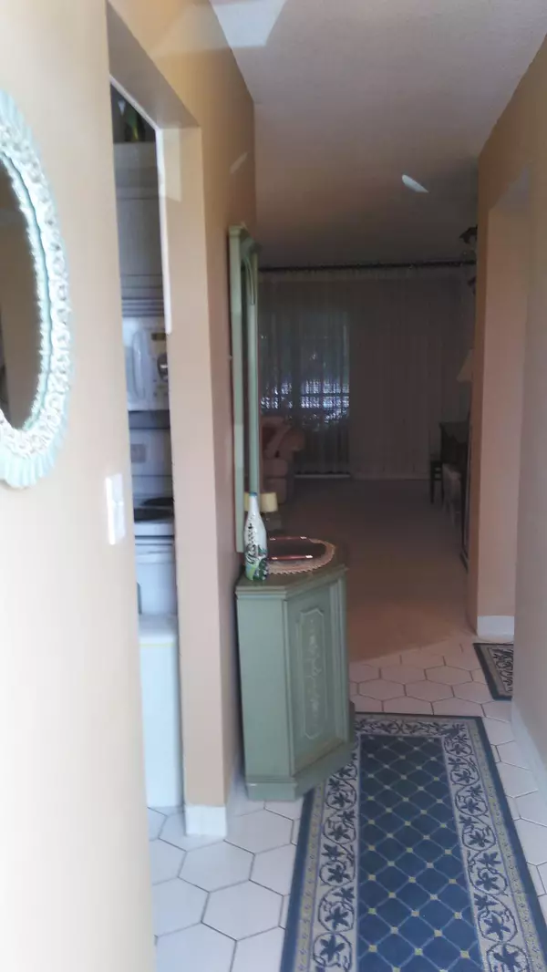 Lake Worth, FL 33461,2669 S Garden DR 210