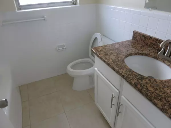 North Palm Beach, FL 33408,436 Gull CT