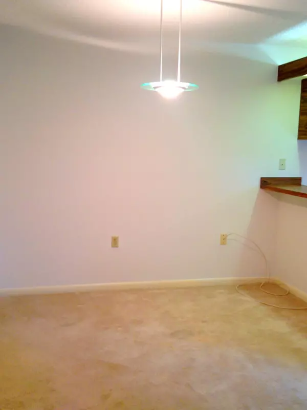 West Palm Beach, FL 33407,143 Heritage WAY