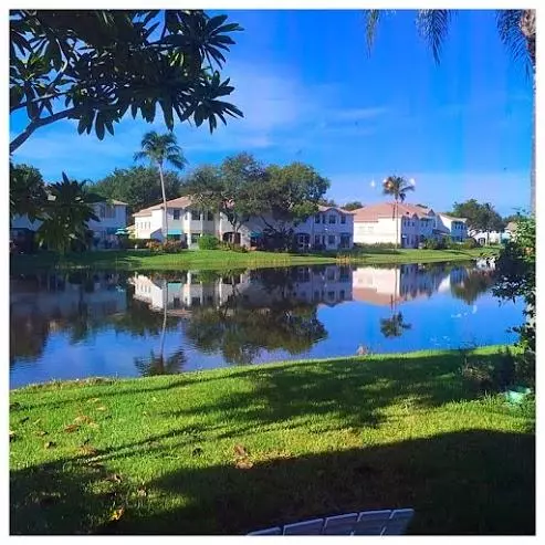 Boca Raton, FL 33496,9064 Boca Gardens Pkwy D