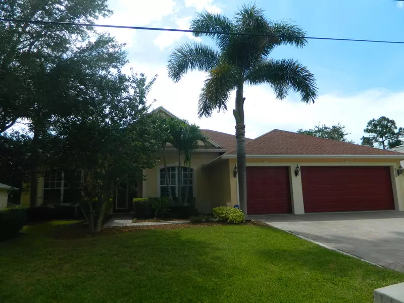 2508 SW Kenilworth ST, Port Saint Lucie, FL 34953