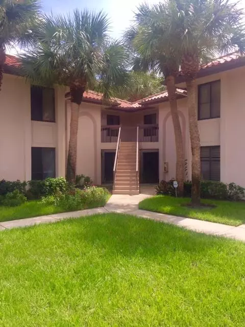 Boca Raton, FL 33487,350 Club CIR 206