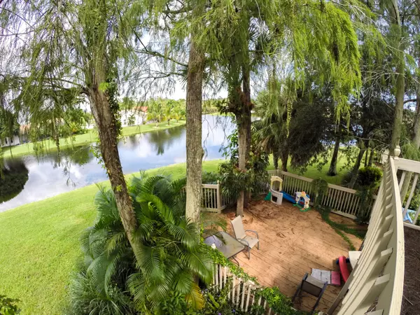 Lake Worth, FL 33467,9827 Cross Pine CT