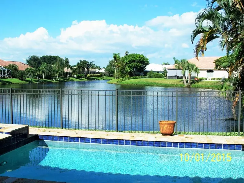 2423 Deer Creek Lakes DR, Deerfield Beach, FL 33442