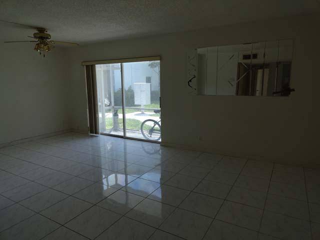 Deerfield Beach, FL 33441,106 SE 10th ST 102