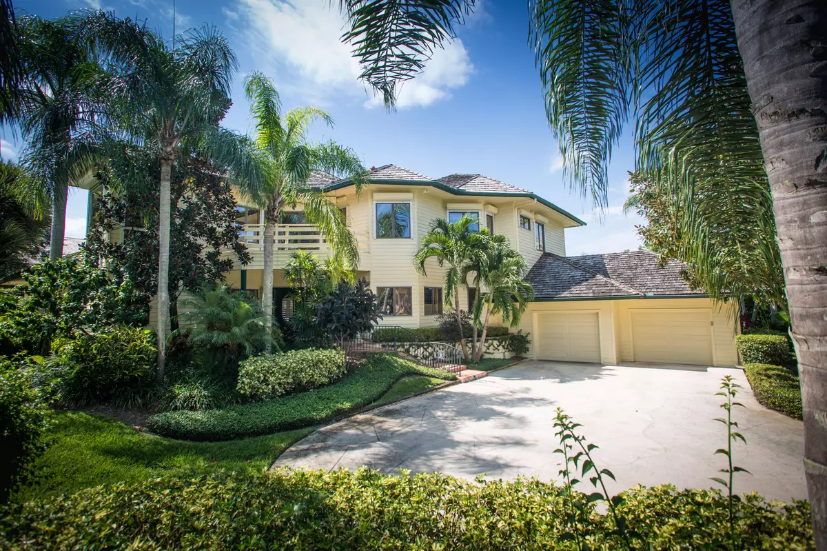 Tequesta, FL 33469,18216 SE Ridgeview DR