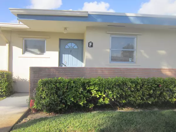 2867 W Ashley DR F, West Palm Beach, FL 33415