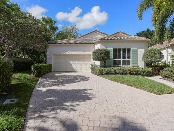 316 Sunset Bay LN, Palm Beach Gardens, FL 33418