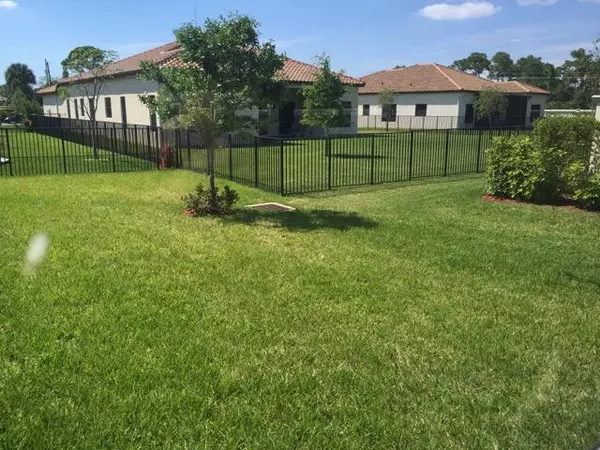 Lake Worth, FL 33463,6403 Grebe CT