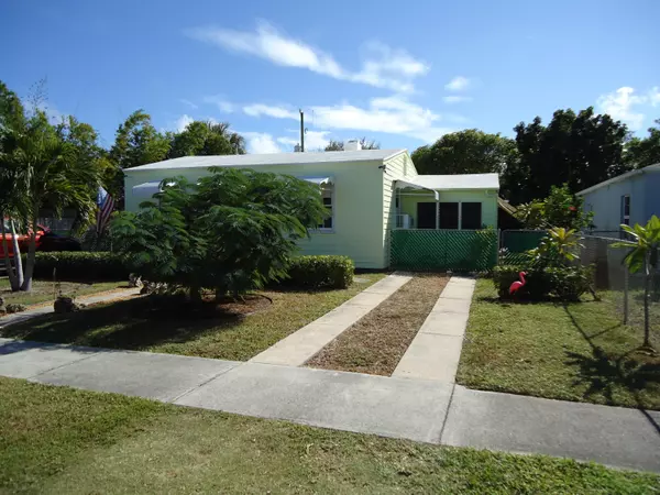 West Palm Beach, FL 33404,165 E 23rd ST