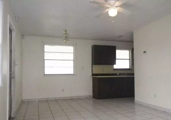 Belle Glade, FL 33430,900 NE 21st ST