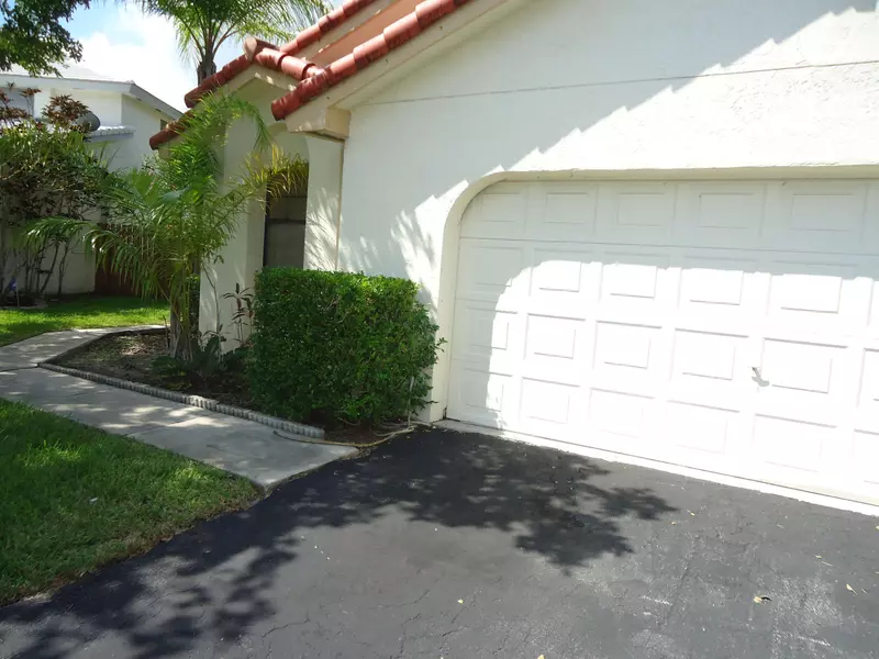 2395 Tallahassee, Weston, FL 33326