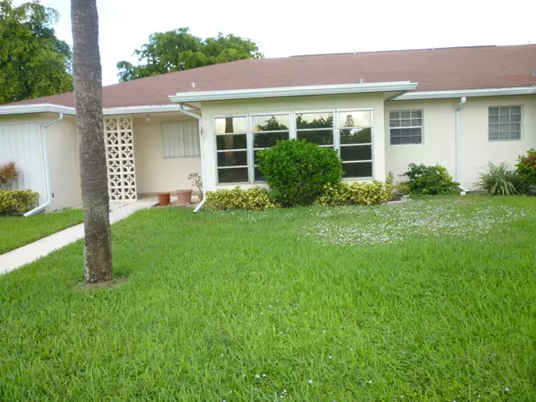 4755 NW NW Nw 2nd ST B, Delray Beach, FL 33445