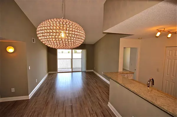 Hypoluxo, FL 33462,180 Yacht Club WAY 306