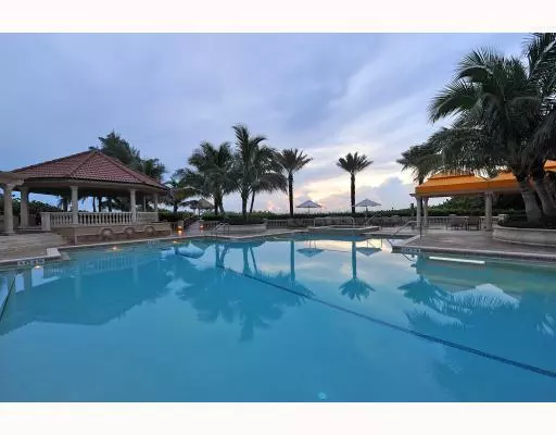 Singer Island, FL 33404,3920 N Ocean DR 8a