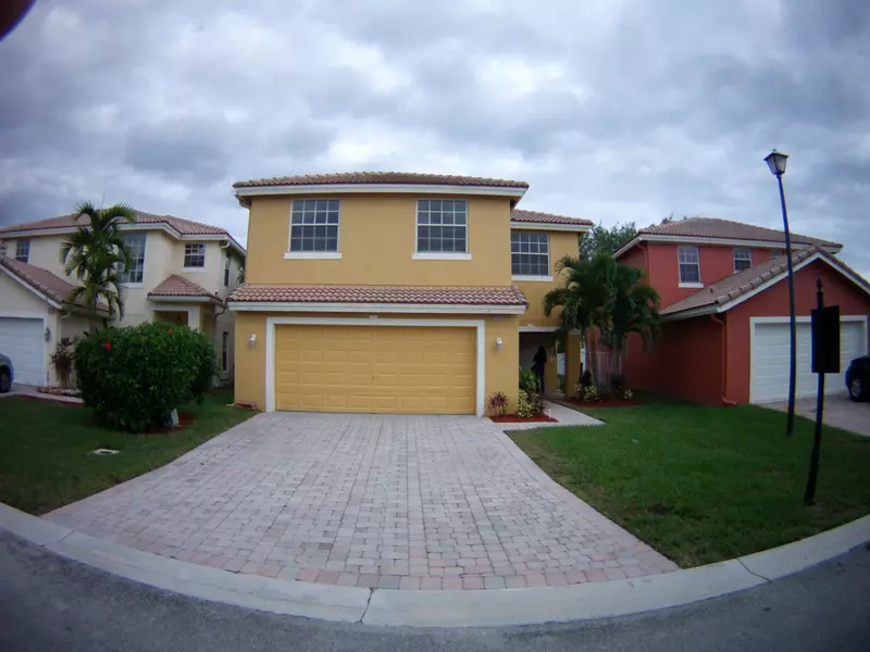 3233 Turtle CV, West Palm Beach, FL 33411