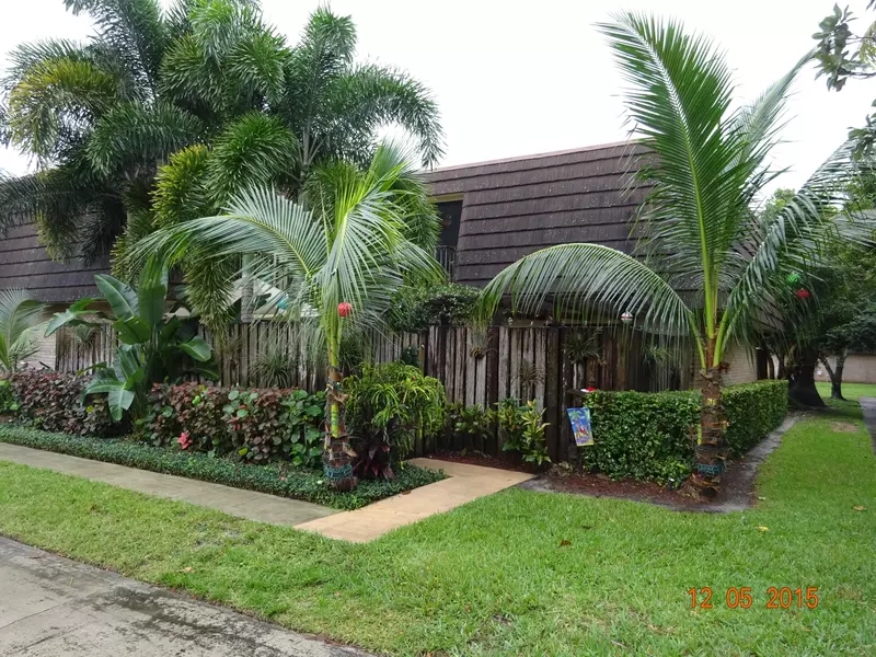 315 3rd LN, Palm Beach Gardens, FL 33418