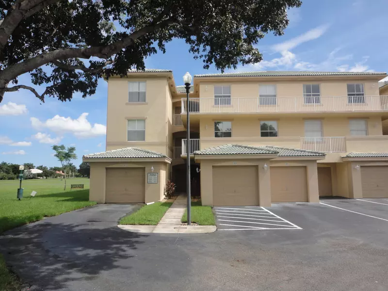 2080 Greenview Shores BLVD 401, Wellington, FL 33414