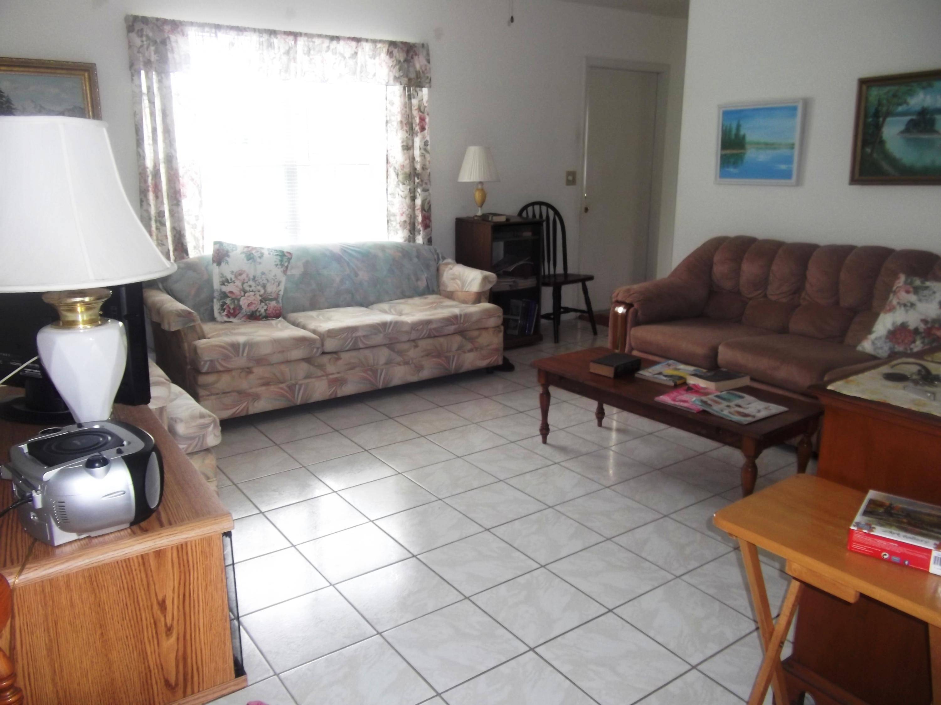 Port Saint Lucie, FL 34952,1434 SE Grapeland AVE