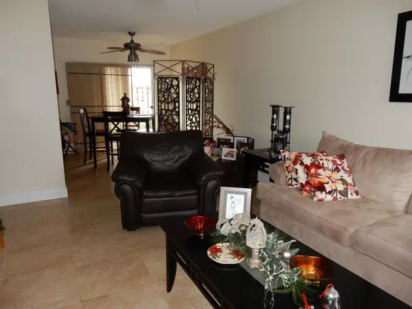 West Palm Beach, FL 33406,4312 Park LN