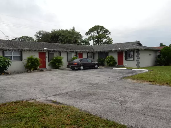 4312 Park LN, West Palm Beach, FL 33406