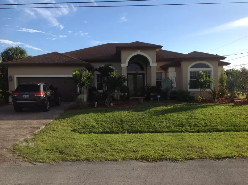 690 SW Fair AVE, Port Saint Lucie, FL 34953