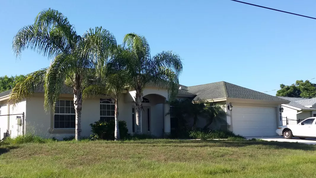 787 SW Mccullough AVE, Port Saint Lucie, FL 34953