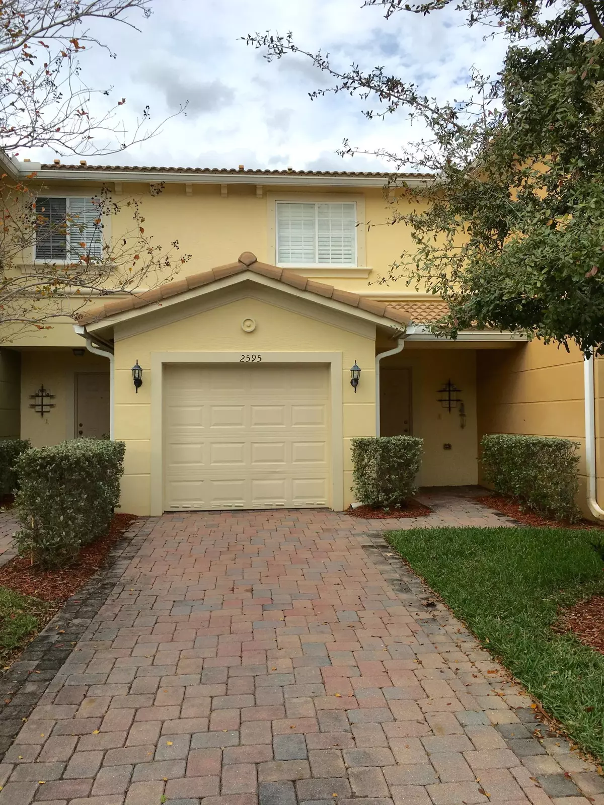 Port Saint Lucie, FL 34953,2595 SW Marshfield CT