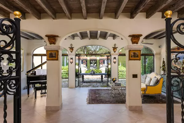 Palm Beach, FL 33480,177 Clarendon AVE