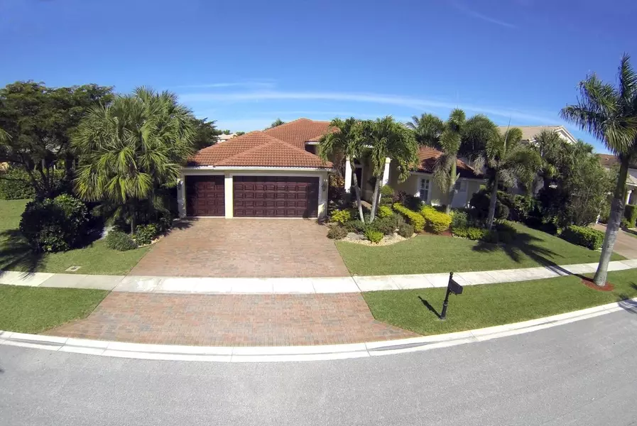 11551 Paradise Cove LN, Wellington, FL 33449