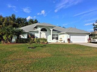 5210 NW Edgarton TER, Port Saint Lucie, FL 34983