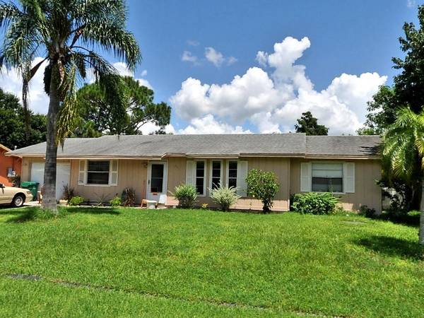 531 SW Comet, Port Saint Lucie, FL 34953