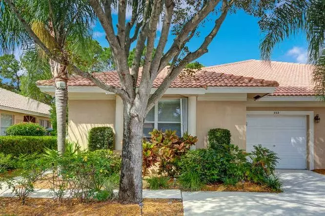 Delray Beach, FL 33445,392 W Coral Trace CIR