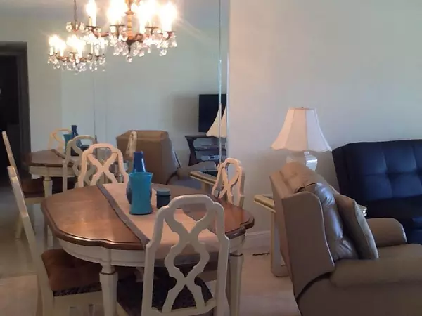 Lake Worth, FL 33461,2724 N Garden DR 208