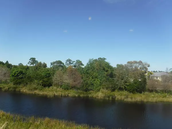 Stuart, FL 34997,627 SW Glen Crest WAY