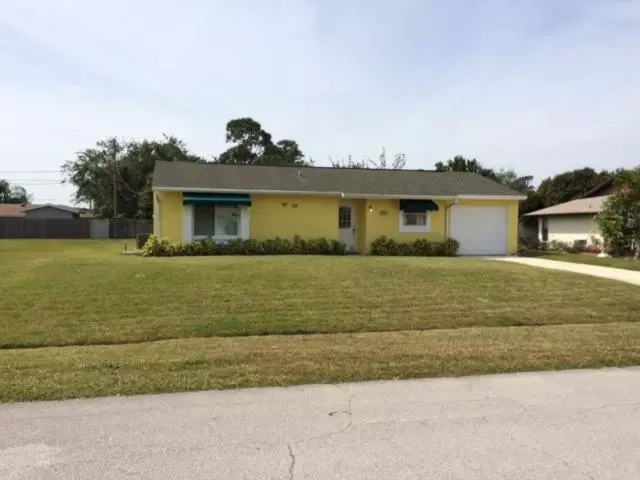 Port Saint Lucie, FL 34952,2208 SE Gaslight ST