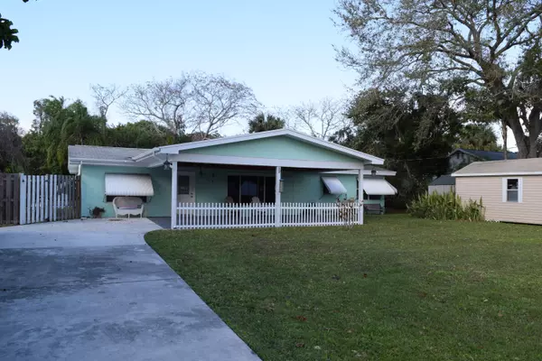 204 E Weatherbee RD, Fort Pierce, FL 34982