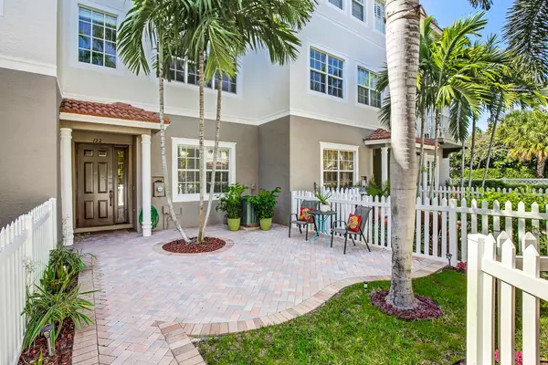 Hypoluxo, FL 33462,122 Ocean Cay WAY 122