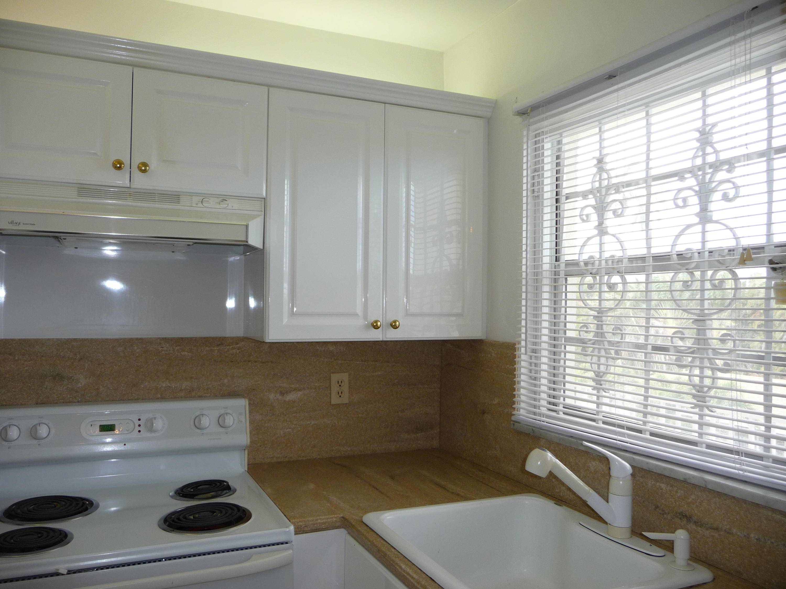 Boynton Beach, FL 33435,650 Snug Harbor DR G308