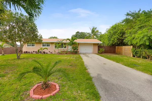 380 NW 36th CT, Boca Raton, FL 33431