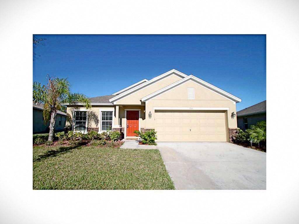 154 Briarcliff CIR, Sebastian, FL 32958