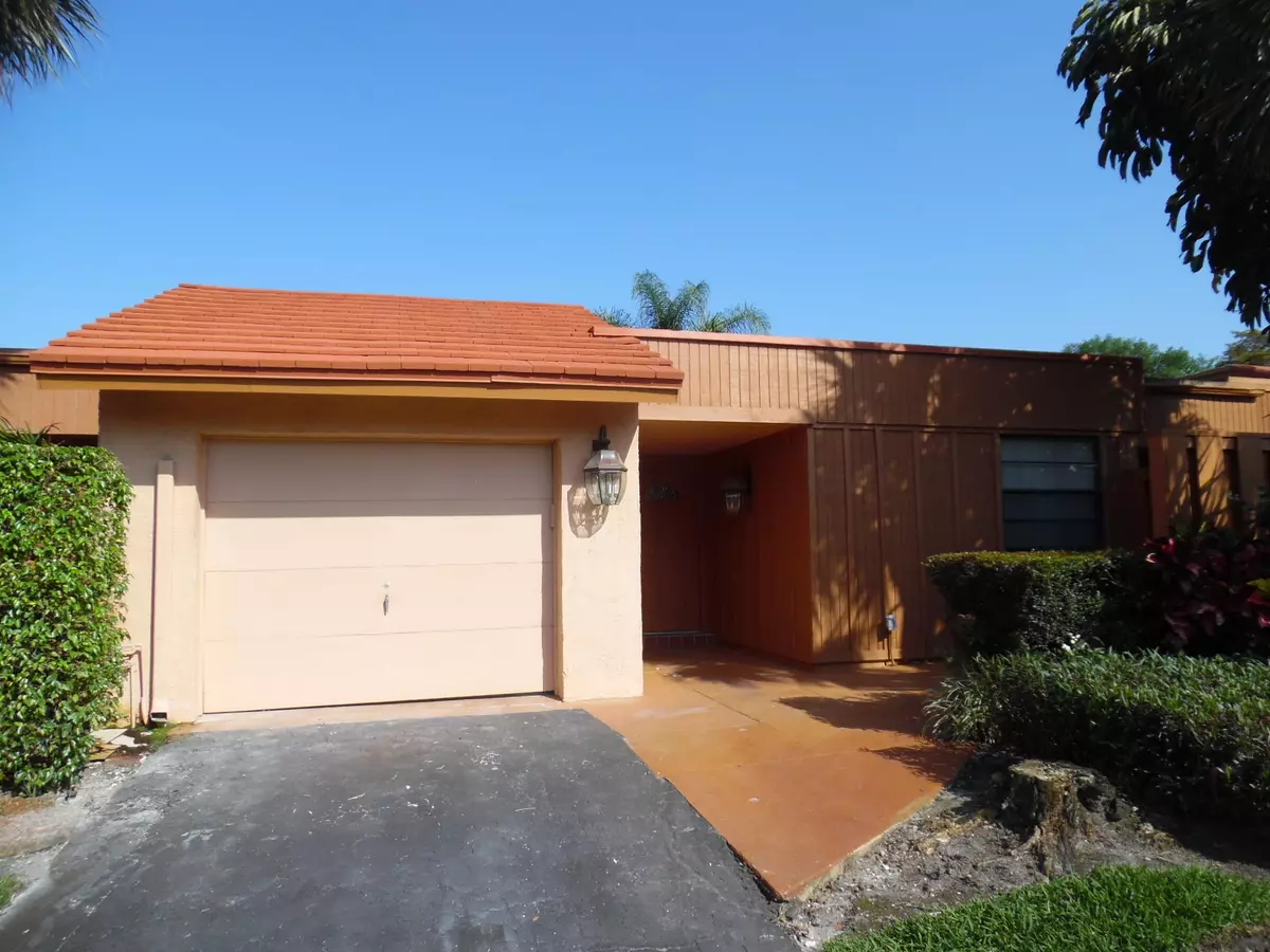 Boynton Beach, FL 33437,5364 Stonybrook LN