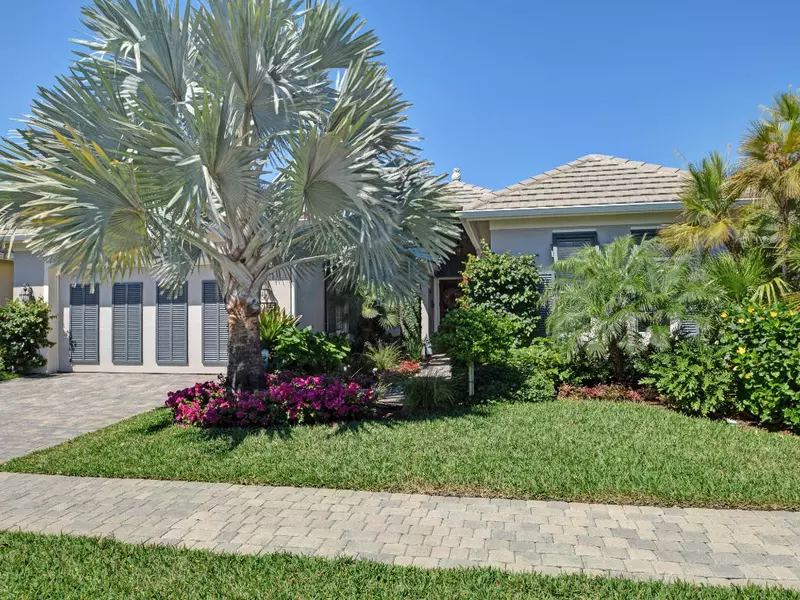 9155 Seasons TER, Vero Beach, FL 32963