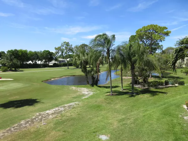 Tequesta, FL 33469,18440 SE Wood Haven LN Concord F
