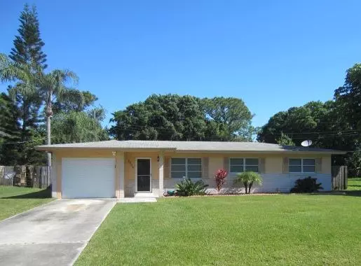 7904 Hamilton AVE, Fort Pierce, FL 34951