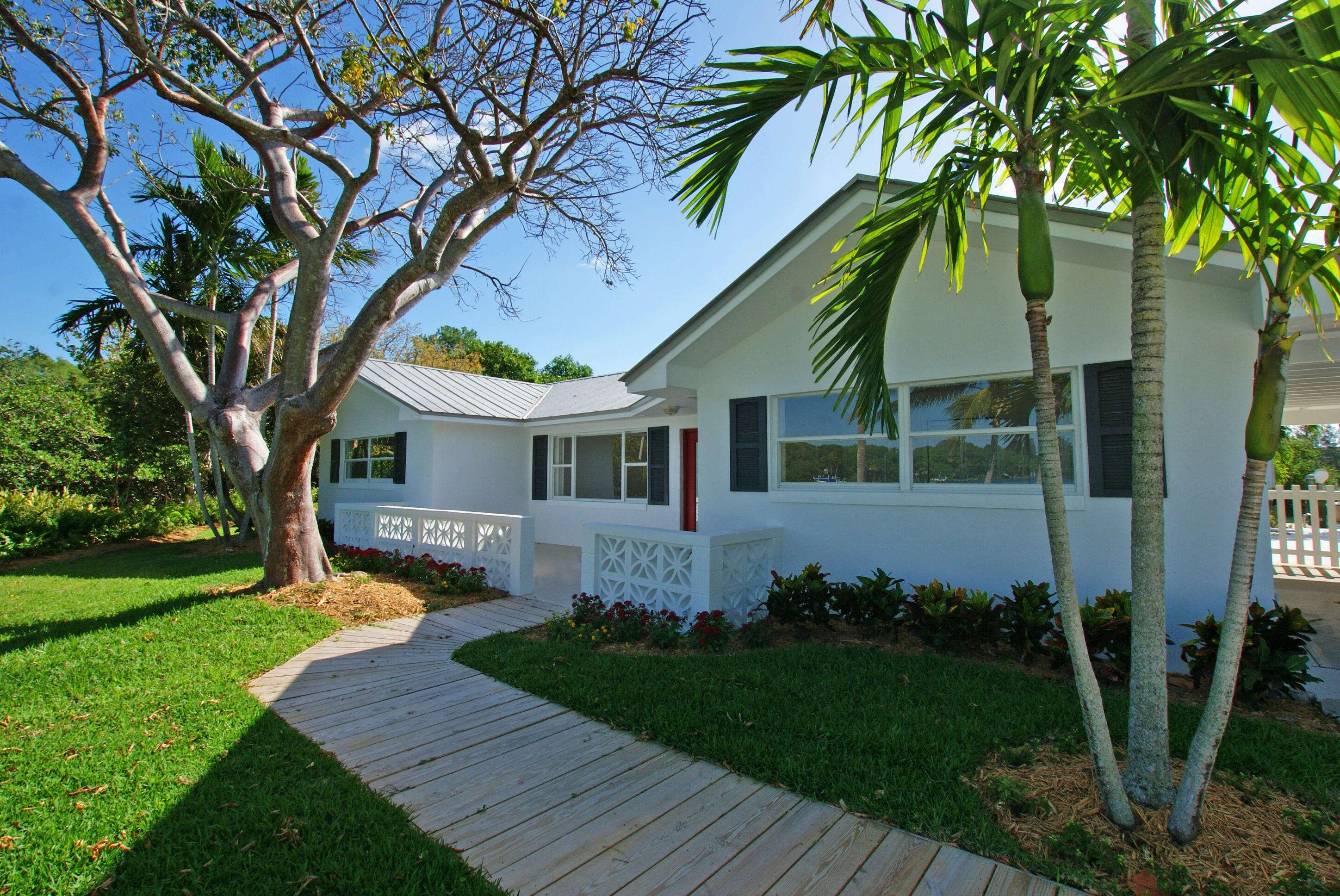 30 E Riverside DR, Jupiter, FL 33469