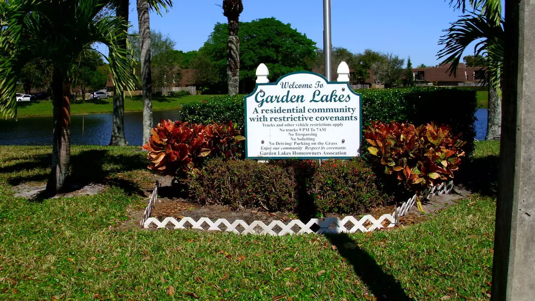 1224 12th LN, Palm Beach Gardens, FL 33418