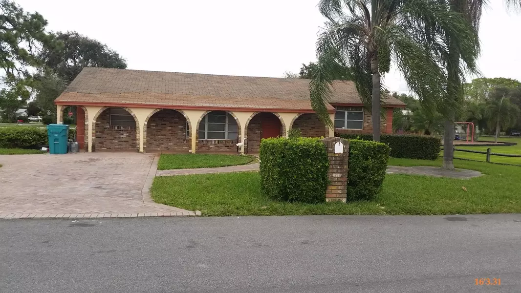 817 NW 4th AVE, Boynton Beach, FL 33426